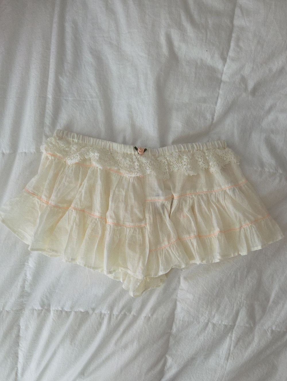 NWT Free People Intimately Women's Ivory Tiered Ruffle Shorts w/ Lace Trim - XS